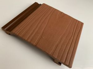 Odstín Brownish Red